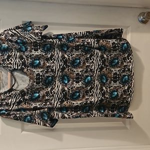 Southern Stitch women's top size large